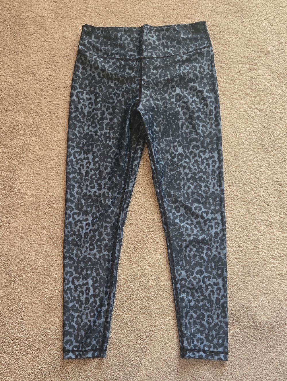 Zyia Brand Leopard Print 3/4 Length Leggings - Black/Grey